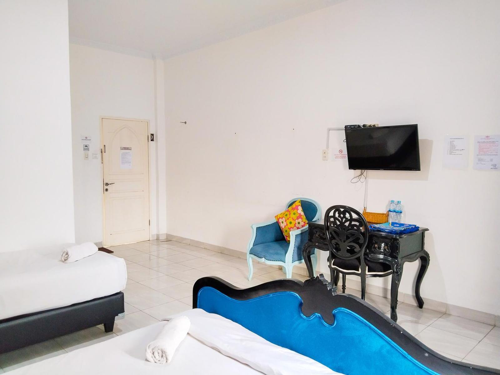 Hotel Grand Shaqilla Syariah à Deli Tua Extérieur photo