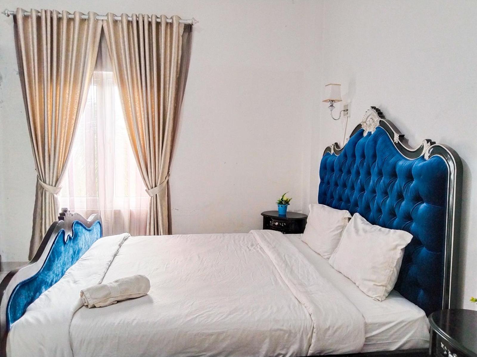 Hotel Grand Shaqilla Syariah à Deli Tua Extérieur photo