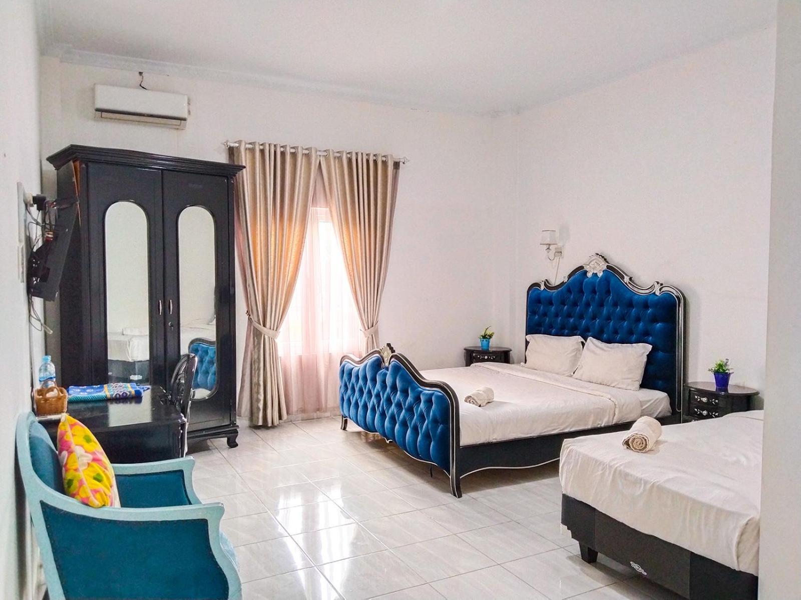 Hotel Grand Shaqilla Syariah à Deli Tua Extérieur photo