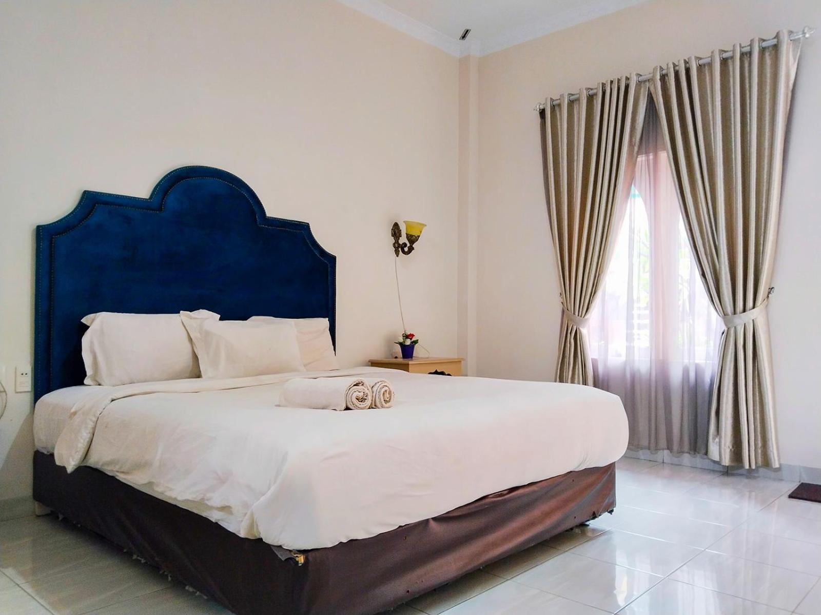 Hotel Grand Shaqilla Syariah à Deli Tua Extérieur photo