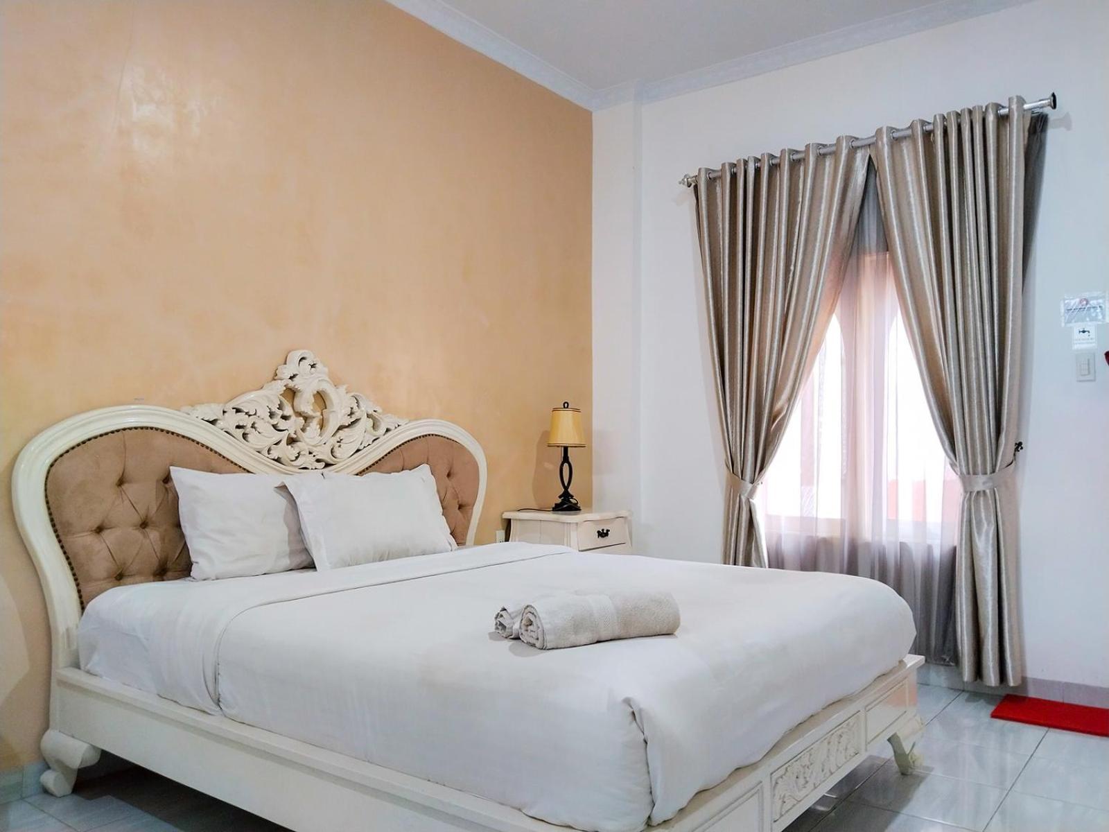 Hotel Grand Shaqilla Syariah à Deli Tua Extérieur photo