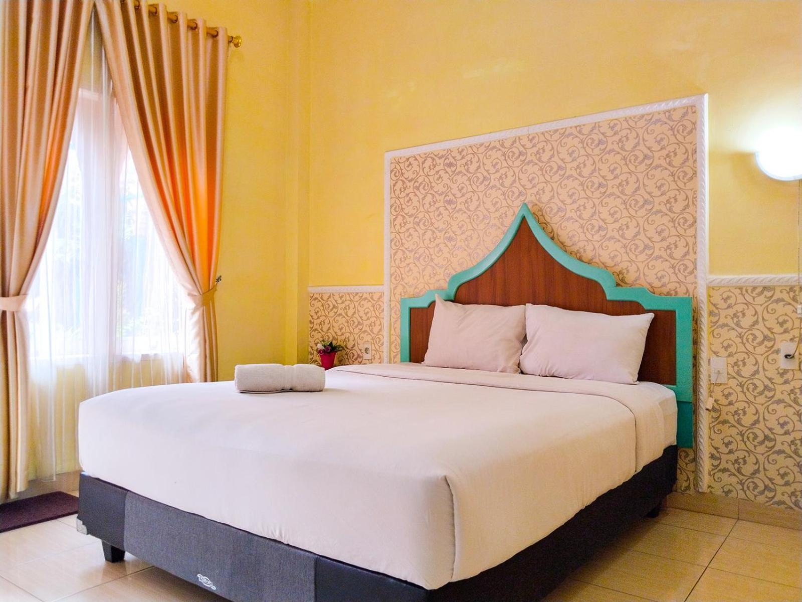 Hotel Grand Shaqilla Syariah à Deli Tua Extérieur photo