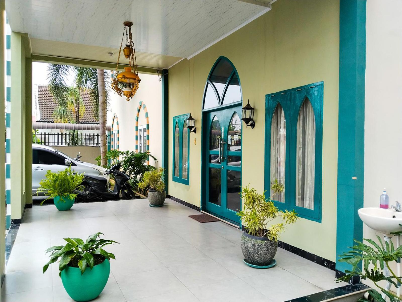 Hotel Grand Shaqilla Syariah à Deli Tua Extérieur photo